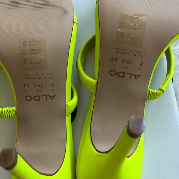 Neon lime heels - size 8 - Picture 6 of 6